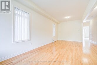 134 Goodwin Cres in Milton, ON - Building Photo - Building Photo