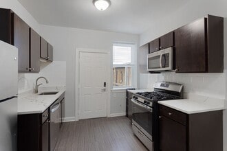 1724 W Juneway Ter, Unit 3b in Chicago, IL - Building Photo - Building Photo