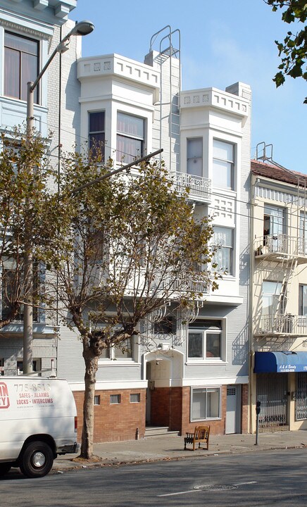 1740 Sacramento in San Francisco, CA - Building Photo