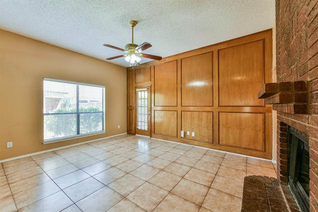 6412 Woodcreek Trail in Fort Worth, TX - Building Photo - Building Photo