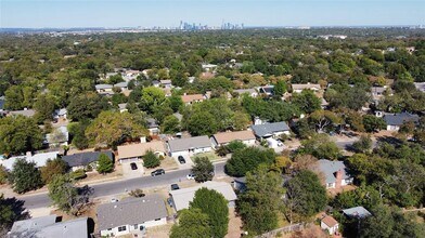 2509 Cockburn Dr in Austin, TX - Building Photo - Building Photo