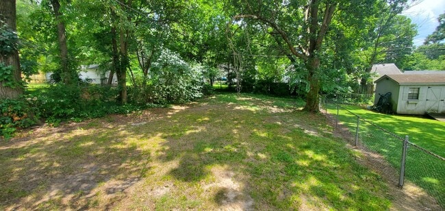 1607 Oak St in Greensboro, NC - Building Photo - Building Photo