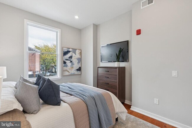 100 Forrest Ave in Narberth, PA - Building Photo - Building Photo