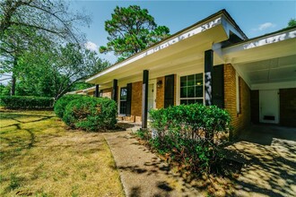 5654 William and Mary St in Mobile, AL - Building Photo - Building Photo