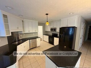 2556 Lull Water Dr in Fayetteville, NC - Building Photo - Building Photo
