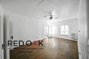 854 S Oxford Ave, Unit 503 in Los Angeles, CA - Building Photo
