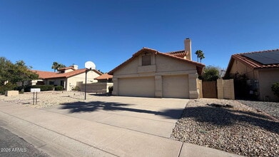 17407 N 56th Pl in Scottsdale, AZ - Building Photo - Building Photo