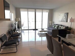 17050 N Bay Rd, Unit 406 in Sunny Isles Beach, FL - Building Photo - Building Photo