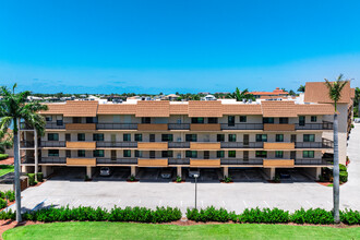 Smokehouse Harbour Condominium in Marco Island, FL - Building Photo - Building Photo