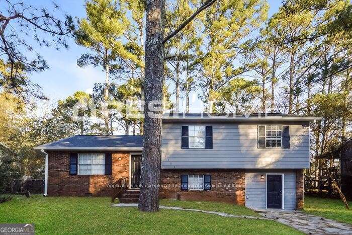 10109 Settlers Grove Rd NE in Covington, GA - Building Photo