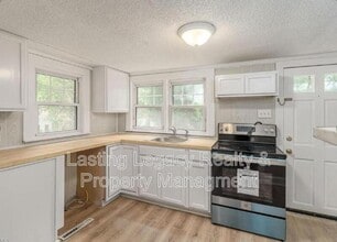 1006 Junia Ave in Winston-Salem, NC - Building Photo - Building Photo