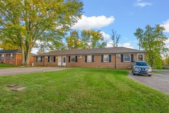 110 Tandy Dr in Clarksville, TN - Building Photo - Building Photo
