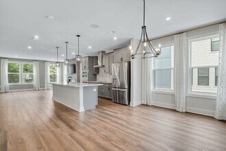 1041 N Lombardy St in Richmond, VA - Building Photo - Building Photo