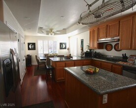 7916 Canley Ave in Las Vegas, NV - Building Photo - Building Photo