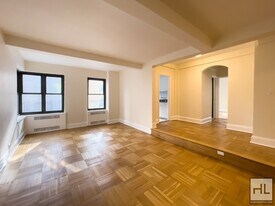 EAST 56 STREET in New York, NY - Building Photo