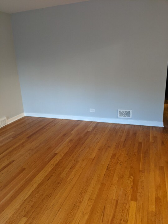 902 Dunlop Ave-Unit -#1 in Forest Park, IL - Building Photo