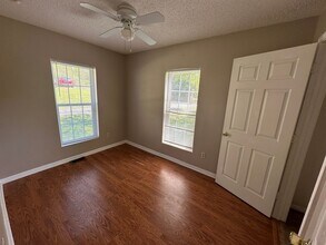 115 Pindal Rd in Dallas, NC - Building Photo - Building Photo