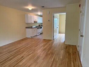 124 Sylvan Ave in Miller Place, NY - Building Photo - Building Photo