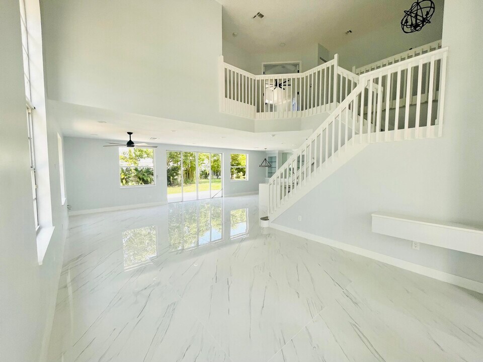 3016 Rockville Ln in West Palm Beach, FL - Building Photo