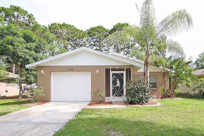 1856 Rita St in Sarasota, FL - Building Photo