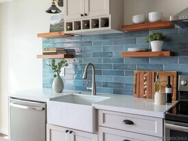 4452 Mentone St in San Diego, CA - Building Photo