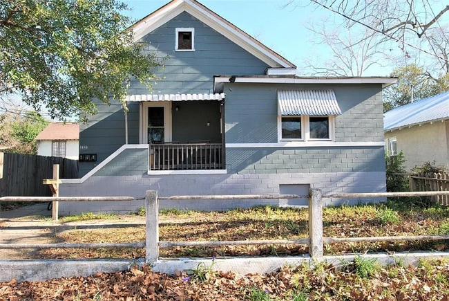 property at 1727 Starnes St