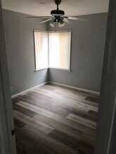 1934 W 35th St, Unit 1936.5 in Los Angeles, CA - Foto de edificio - Building Photo