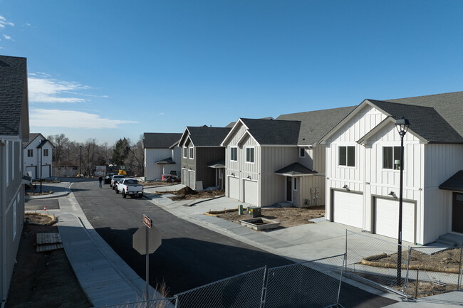 Verde Commons Apartments