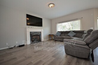 2575 W Palais Dr in Coeur d'Alene, ID - Building Photo - Building Photo
