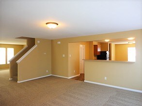 3126 Hurst St in Whiteland, IN - Building Photo - Building Photo