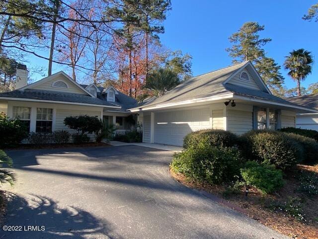 property at 714 N Reeve Rd