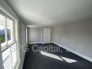 1340 W College Ave in York, PA - Foto de edificio - Building Photo