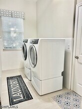 6564 Chestnut Cir in Naples, FL - Building Photo - Building Photo