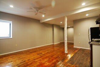 1306 E 11th St in Tulsa, OK - Foto de edificio - Building Photo