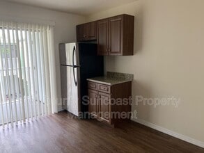 7501 35th St N in Pinellas Park, FL - Foto de edificio - Building Photo