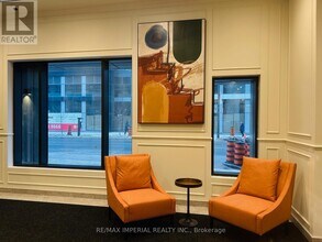 180 Front St E in Toronto, ON - Building Photo - Building Photo