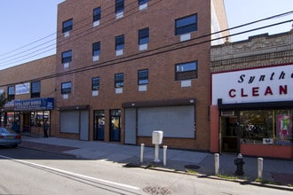 3864-3866 White Plains Rd in Bronx, NY - Building Photo - Building Photo