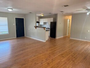 5810 Timberrock Dr in San Antonio, TX - Building Photo - Building Photo