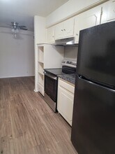 613 Woodhaven Pl in Richardson, TX - Foto de edificio - Building Photo