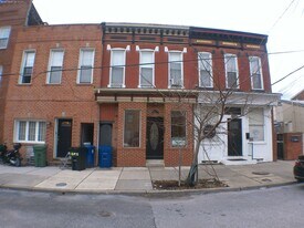 1202 S Clinton St in Baltimore, MD - Building Photo