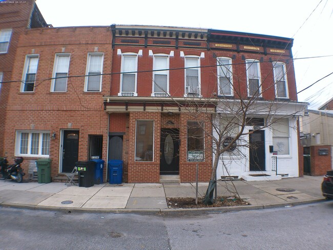 property at 1202 S Clinton St