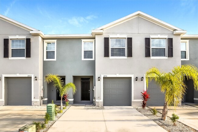 property at 11831 Mountain Retreat Ln