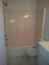503 Whispering Pines Blvd in Inverness, FL - Foto de edificio - Building Photo
