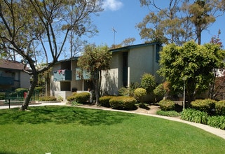 Presidio Park in Santa Barbara, CA - Foto de edificio - Building Photo