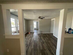 2045 N Maplewood Ave in Tulsa, OK - Building Photo - Building Photo