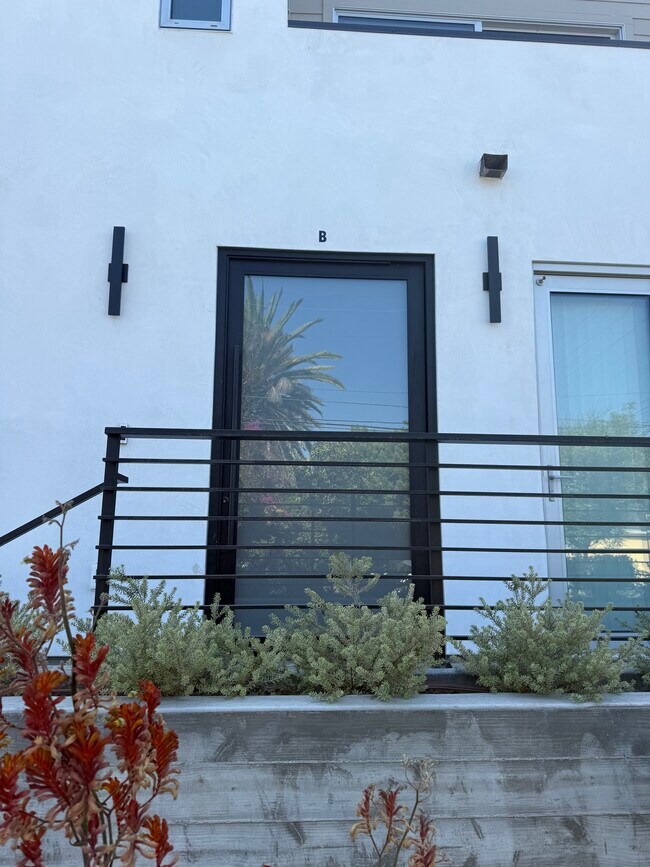 1900 20th St in Santa Monica, CA - Building Photo - Building Photo