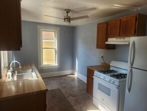 504 Ridge Ave-Unit -506 in New Kensington, PA - Building Photo - Building Photo