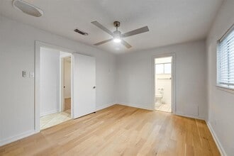 10118 Fernstone Ln in Houston, TX - Building Photo - Building Photo