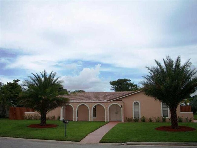 property at 737 NW 84th Ln