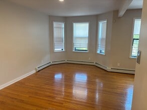 137 Intervale St in Dorchester, MA - Building Photo - Building Photo